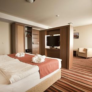 Hotel Makar Sport & Wellness